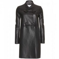 Abrigo de cuero negro (lavar y planchar)